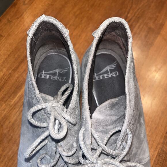 Dansko Renee Gray Suede Lace Up Wedge Bootie Size 42 - Picture 3 of 5